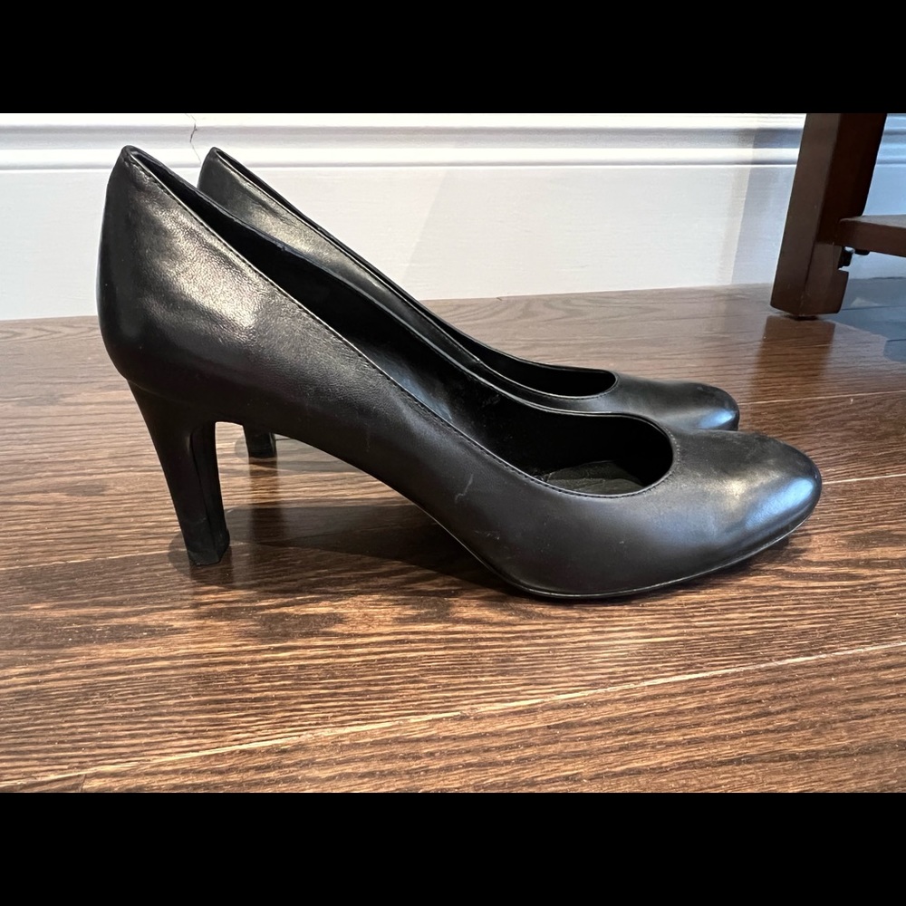 Black leather Heels